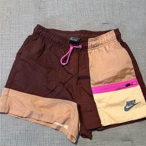 Nike Women’s Windbreaker Shorts